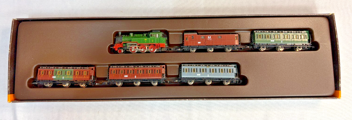 Z Scale Marklin Mini-Club 8104 Steam Passenger Train Set | eBay