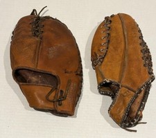 2 Vintage Baseball Gloves Spalding LH Trapper Model 152-T Softball RH 3Finger N2