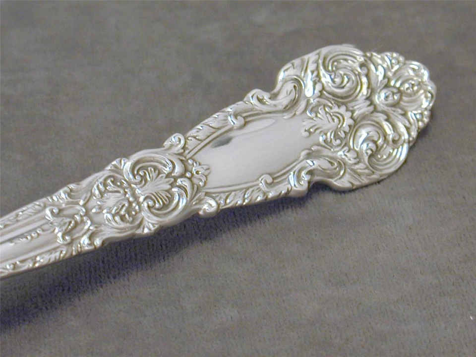 Reed & Barton French Renaissance Sterling 5 7/8" Teaspoon 1941 Silver 925 - Image 2 of 4
