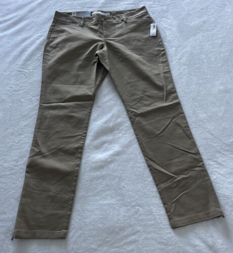 Old Navy Women’s Lowest Rise Skinny Stretch Khaki Chino Pants Sz 12 Cotton Blend - Picture 1 of 12