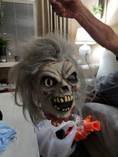 GORY HALLOWEEN PROP LIFE SIZE WALKING DEAD ZOMBIE HANGING HEAD...CREEPY..LOOK  