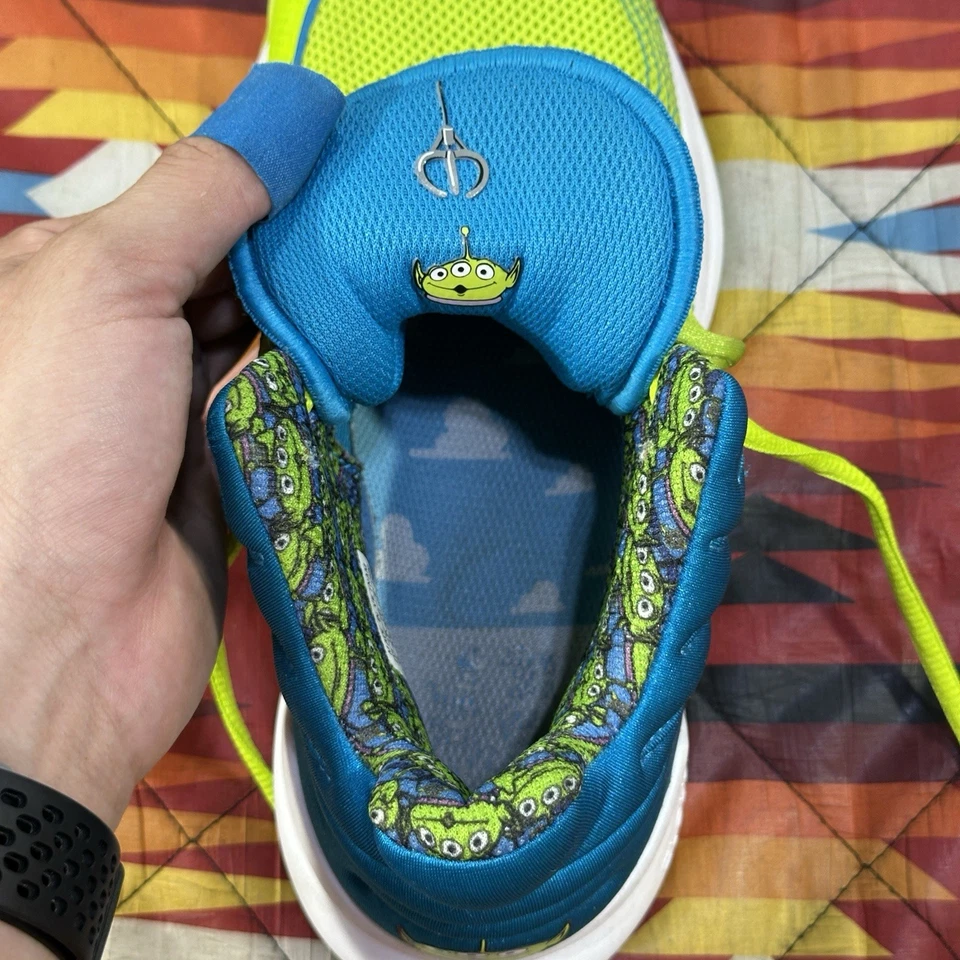 Adidas FY4946 Deep Threat J Aliens Toy Story Zapatos Pizza Planet Juvenil Talla 6 Foto 3 de 4