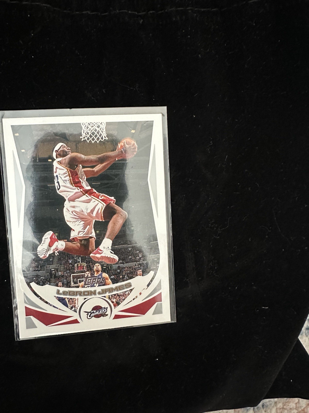 2004-05 Topps LeBron James #23 Cleveland Cavaliers NBA Basketball