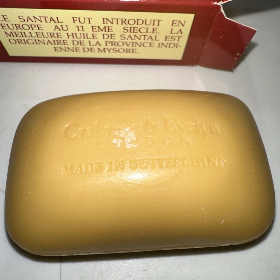 Barra de jabón de sándalo Crabtree & Evelyn Suiza 1985 vintage 1,4 oz dos barras Foto 4 de 4