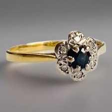 18ct Gold Sapphire Diamond Ring Daisy Cluster Vintage Hallmarked Size M