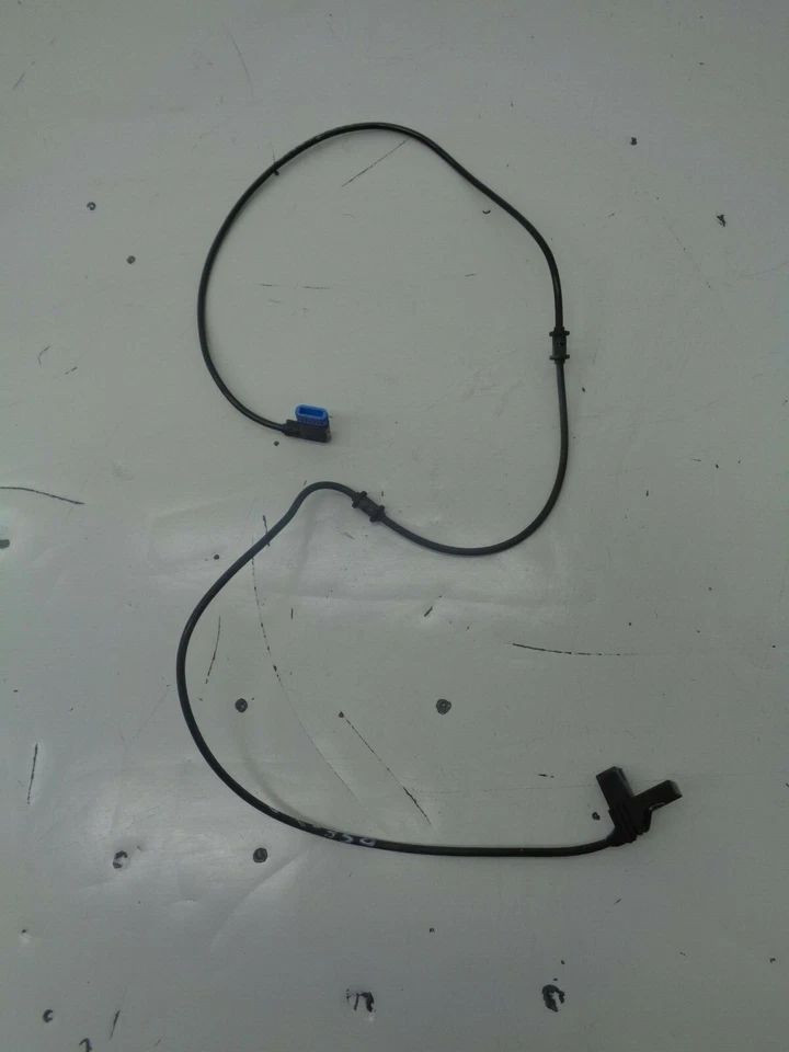 08-12 Mercedes C350 W204 Velocidad Rueda ABS Sensor Trasero Lado Derecho OEM AK2105102 Foto 4 de 4