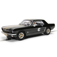 Scalextric C4405 Ford Mustang Black and Gold 1:32 slot car