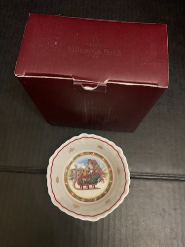 Villeroy & Boch Toy's Fantasy Christmas Individual Dip Bowl St. Claus
