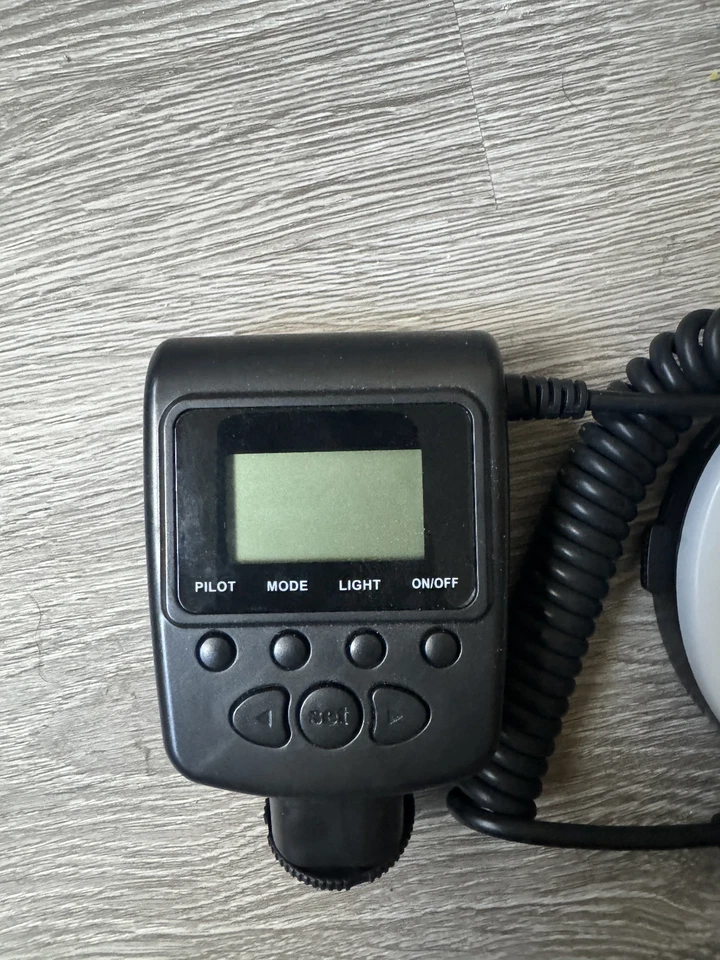 NEEWER 48Macro LED anel flash pacote com display LCD anel adaptador de controle de energia - Imagem 2 de 3