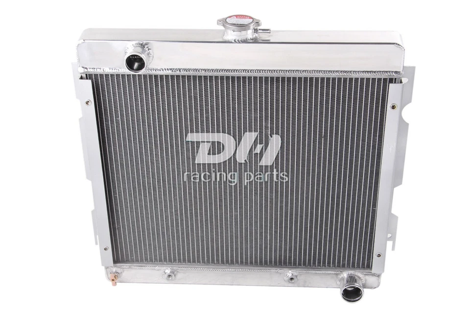 3 Row Aluminum Radiator For 1970-1972 Dodge Dart/Plymouth Duster Valiant 5.2L V8 - Image 2 of 4
