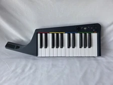Rock Band 3 Wireless Keytar Keyboard Nintendo Wii Harmonix 96161 NO DONGLE STRAP