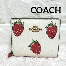 COACH Strawberry Mini Wallet 10x10.5cm Leather White Excellent with Card