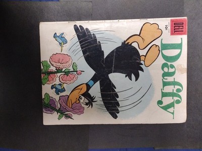 DAFFY # 9 (DELL) (1957) ELMER FUDD - YOSEMITE SAM - PORKY PIG     VG