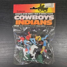 LaramI Cowboys  Indians 9 Piece Plastic Figure Set 2493-0 New Sealed Hong Kong
