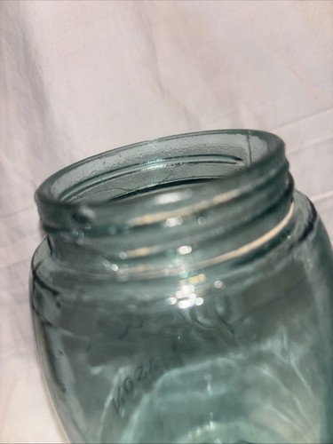 3 Vintage Green/blue Ball Quart Canning Jars W/ Zinc Lids W/ Ball On Top Bubbles - Picture 10 of 13