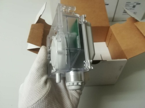 Sensor de presión diferencial Siemens QBM2030-5 - Imagen 10 de 11