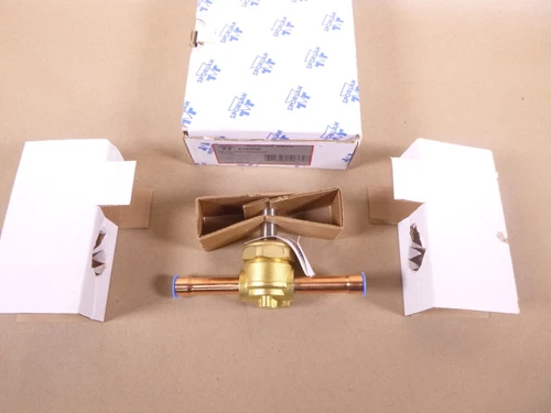 Sporlan E19S250 Refrigerant Solenoid Valve 5/8" ODF Solder (Less Coil)