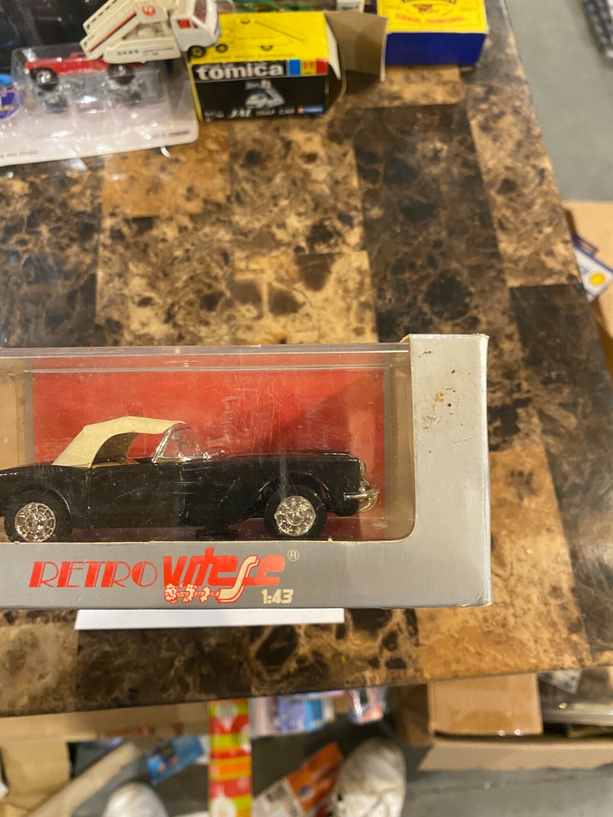 Picture 3 of 4