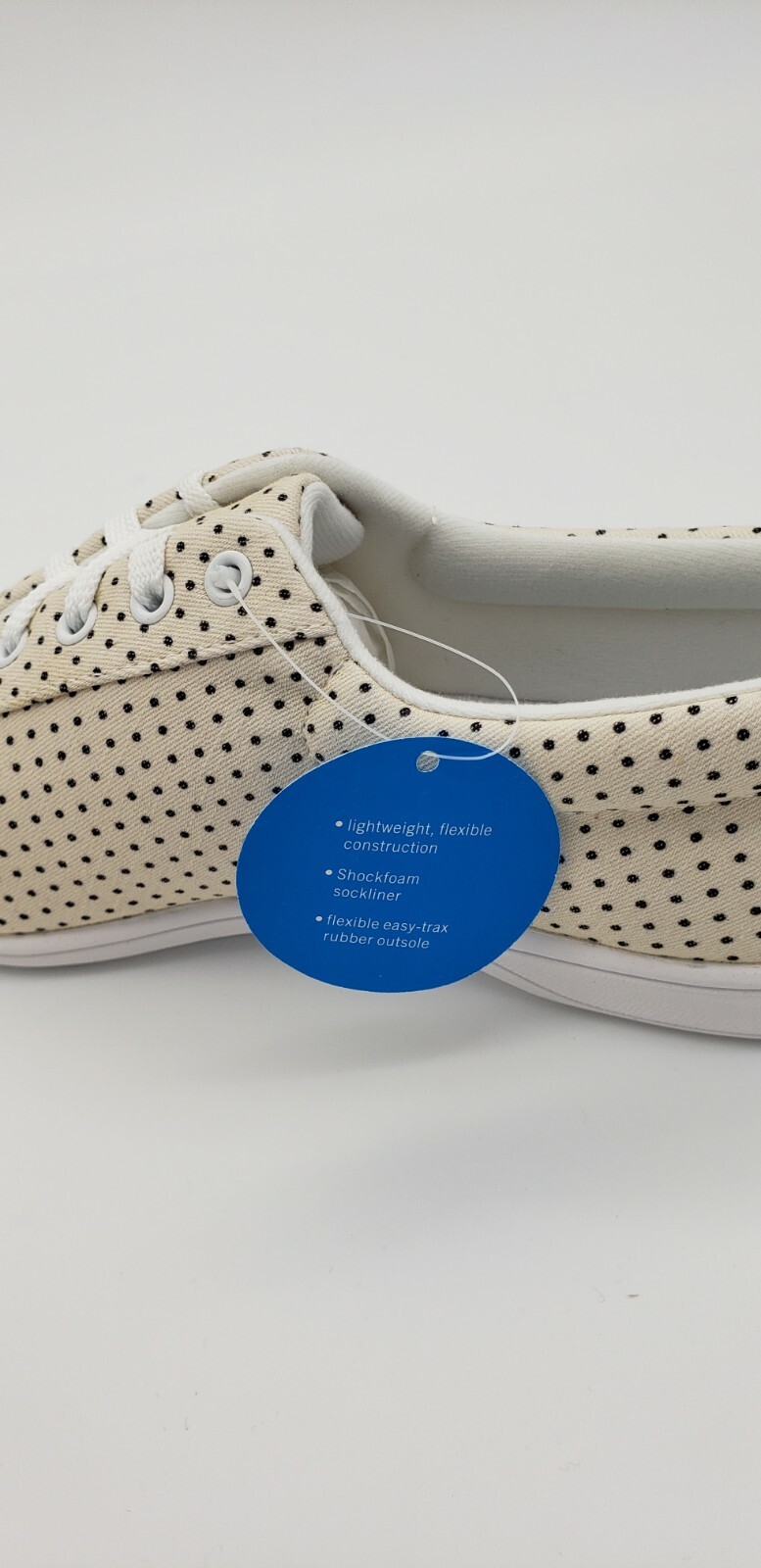 NIB Womens Shoes Easy Spirit AP2 White Canvas Sneakers Oxfords LaceUp