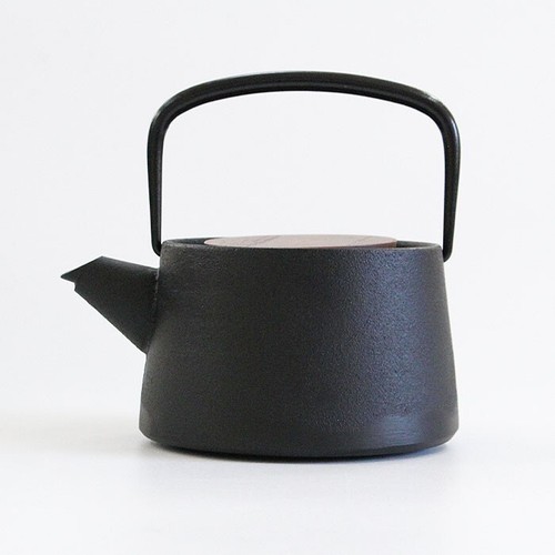 IKENAGA Nanbu Tekki tetu Japanese Cast Iron Teapot 0.56L with Tea Strainer NEW - Picture 10 of 14