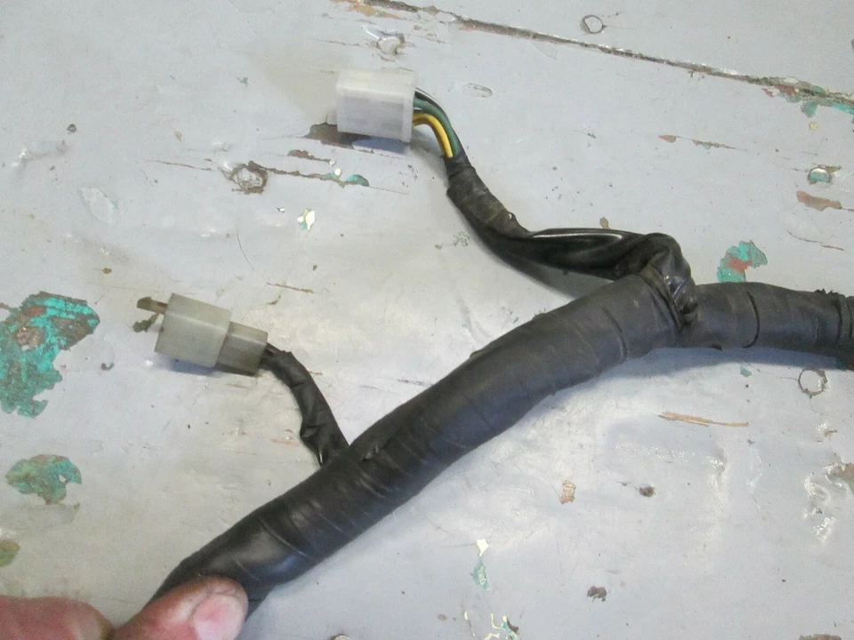 ARNÉS DE CABLES PRINCIPAL HONDA CB700SC / CB750SC NIGHTHAWK, 32100-MJ1-671 Foto 4 de 4