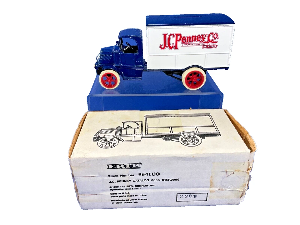 Banco de monedas de camión de reparto vintage, ERTL, J.C. Penny Co.1926, fundido a presión con llave, EE. UU. Foto 3 de 4