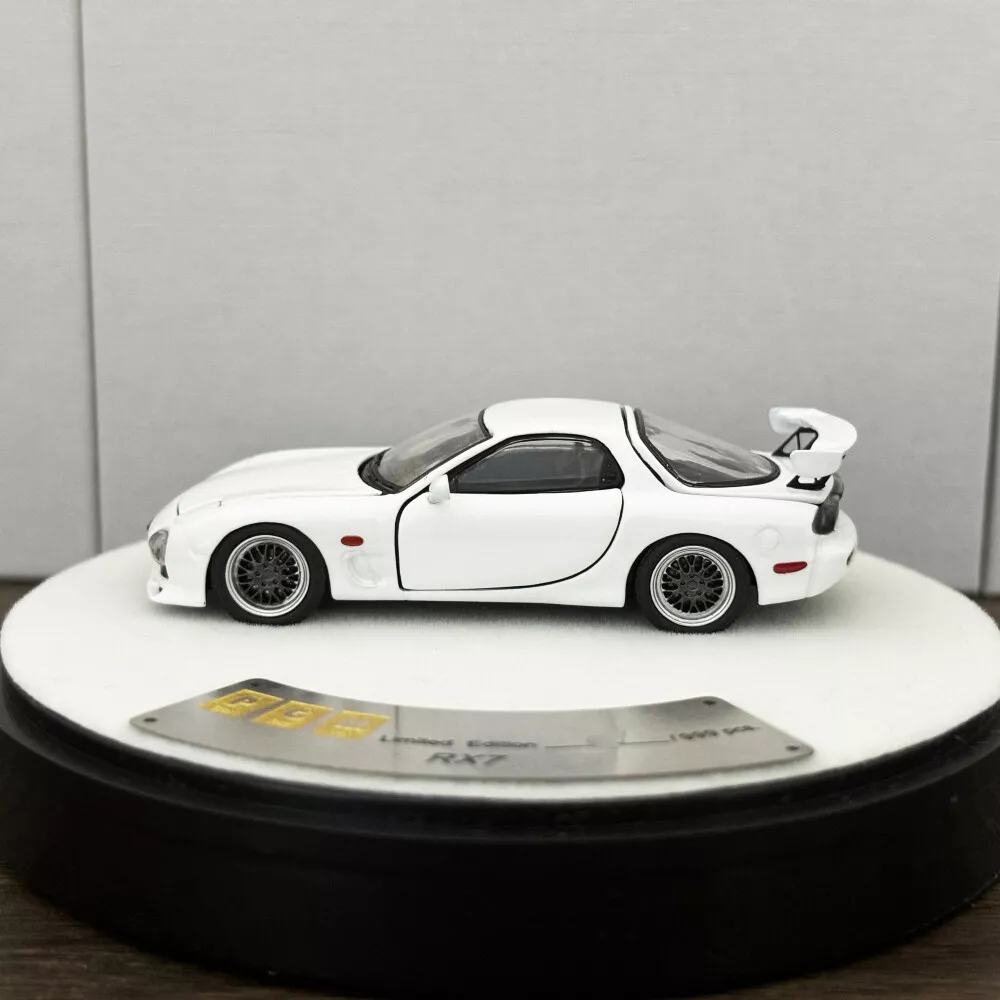 PRE-ORDER) PGM 1:64 Mazda RX-7 FD3S White Luxury – Little