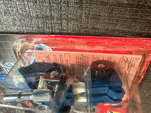 Vintage G1 Hasbro Transformers Minibot Pipes With Iron on Patch MOC Resealed - Picture 9 of 11