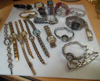 Mixed Lot of 11 Men’s & Women’s Watches s-l400.jpg main image 2