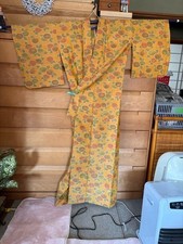 Kimono Shitsuke Yellow Floral Pattern One Layer Handcrafted Antique