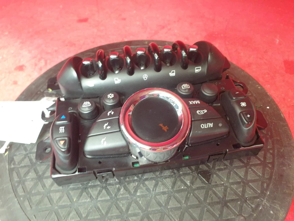 MINI BMW COUNTRYMAN R60 MK1 2011 HEATER CONTROL PANEL 64113457397 - Image 4 of 4