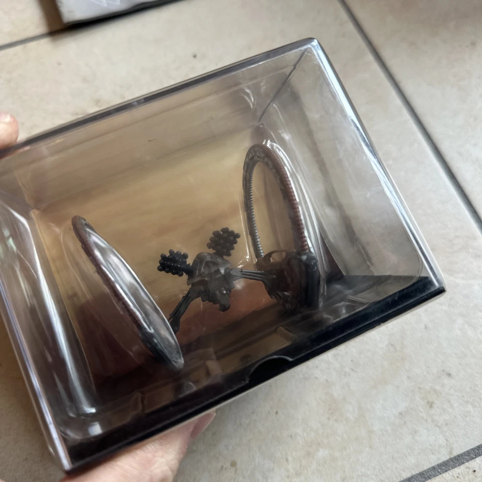 Figurine Vaisseau Star Wars Atlas 2009 Droïde Hailfire Droid Avec Fascicule - Photo 3/4