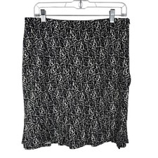Ann Taylor Women's 8 A-Line Skirt B W Geometric Knit EUC