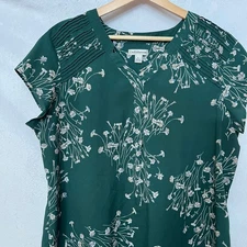 Croft & Barrow Green Floral Popover Top L Women's V-neck Lightweight Casual