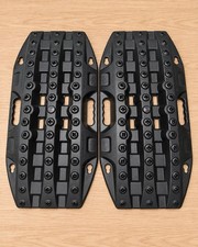 Maxtrax Mini Black Recovery Boards Pair Traction Tracks 4x4 Off-road Sand Snow