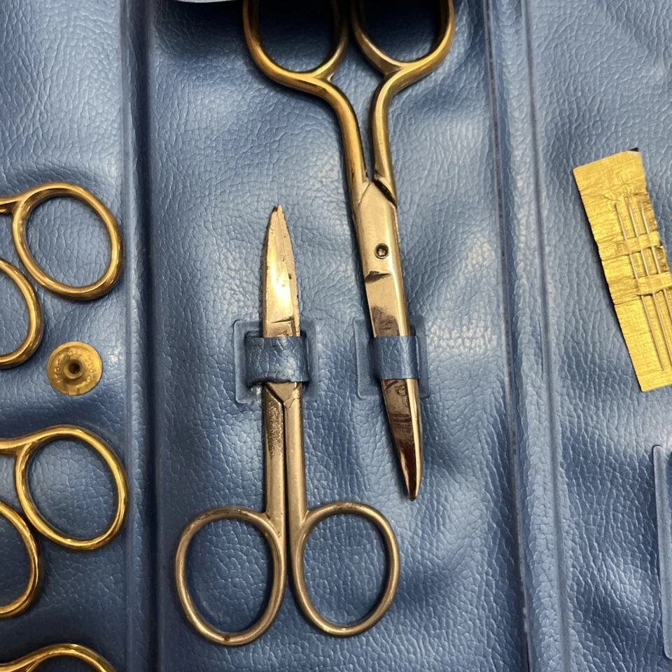 Vintage German Made Scissor 5pc Set Blue Case Palm Tree Imprint Goldtone Handles - Image 4 of 4