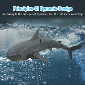 jaw snapping great white shark