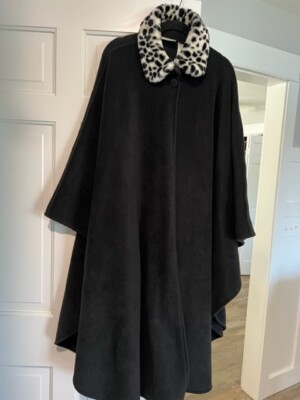 Vintage Worthington Faux Fur Fleece Cape Two Buttons Women's One Size