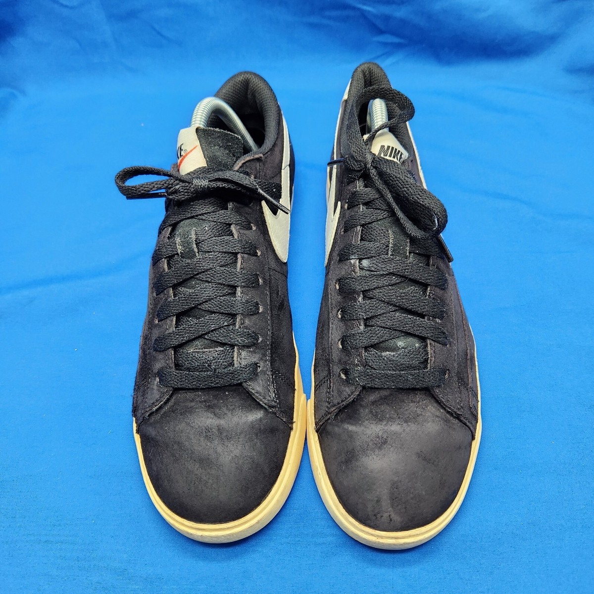 Nike AV9373-001 Blazer Low SD Womens Size 10 Black Suede Nike AV9373-001 Blazer Low SD Womens Size 10 Black Suede