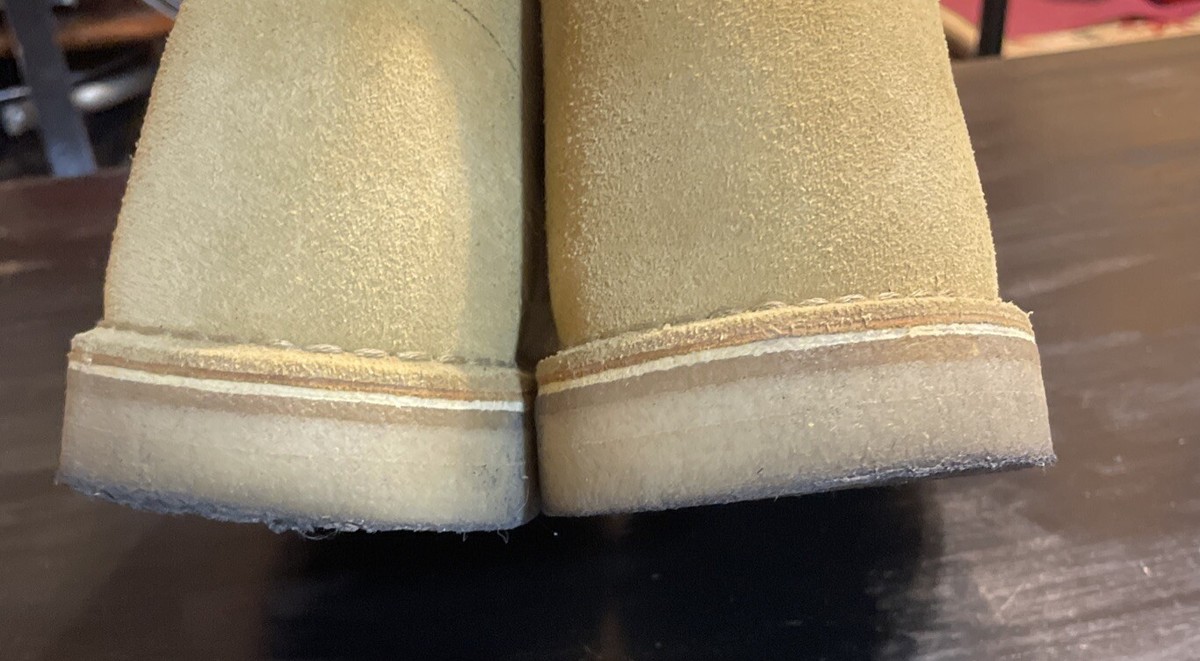 Clarks Desert Boot. Classic Wheat Color. Mens Size 10 1/2. CLARKS ORIGINALS DESERT BOOTS-MENS 13-WHEAT SUEDE Leather  main image 2