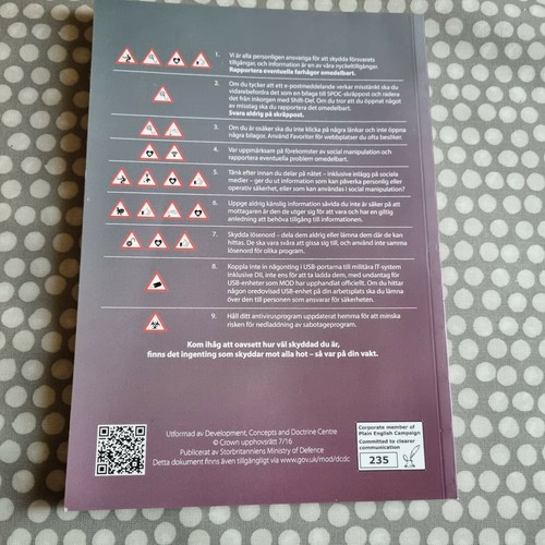 Ministry Of Defence Cyber Primer(2nd Edition) Dated July 2016). Swedish... - Picture 2 of 7