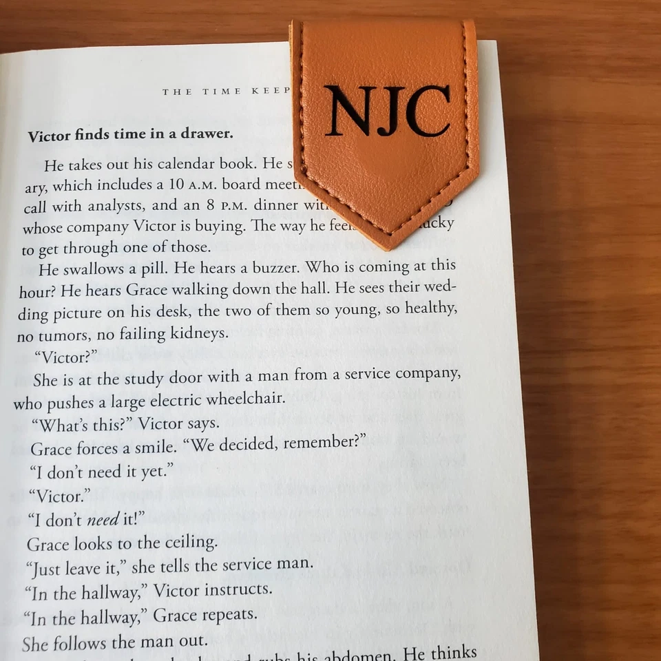 Leather Magnetic Bookmark, Personalized gift- Perfect Reader Gift for booklover - Image 2 of 3