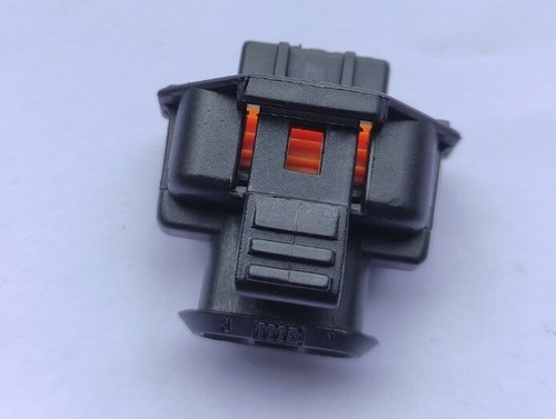 3 Pin Camshaft crankshaft sensor connector Mercedes s500 cl500 sl500 m272 m273 - Picture 3 of 12