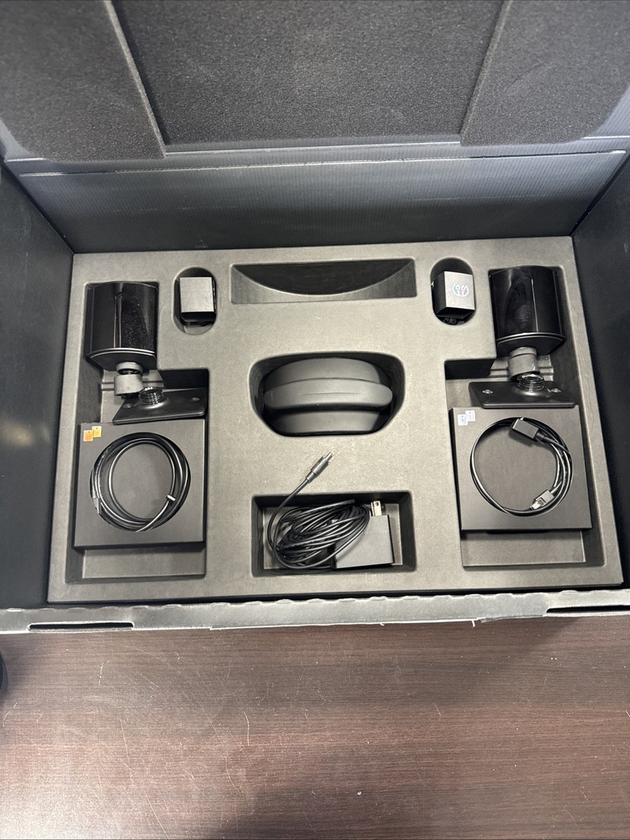 Valve Index VR Headset Full Kit Lightly Used Complete W Extras OEM