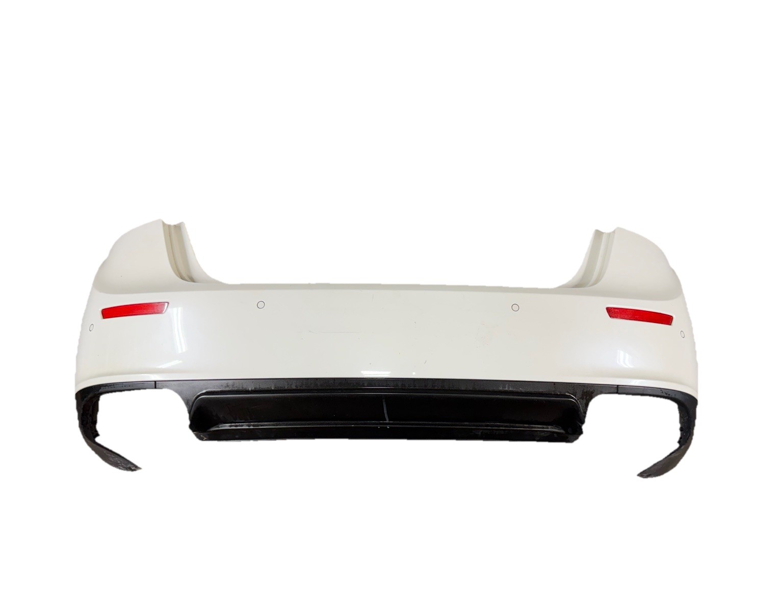  2014 - 2019 MASERATI GHIBLI M157 REAR BUMPER COVER WHITE OEM