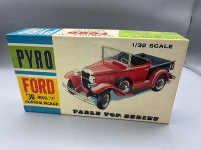 PYRO '30 Ford Model ''A'' Custom Pickup 1/32- C307-50-Kit montaggio originale 1965