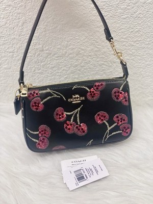 希少美品 COACH フラワープリント ボディバッグ　ネイビー レザー 花柄 COACH 1941 Dinky Crossbody Wild Flower Calf Hair Fur Bag Purse
