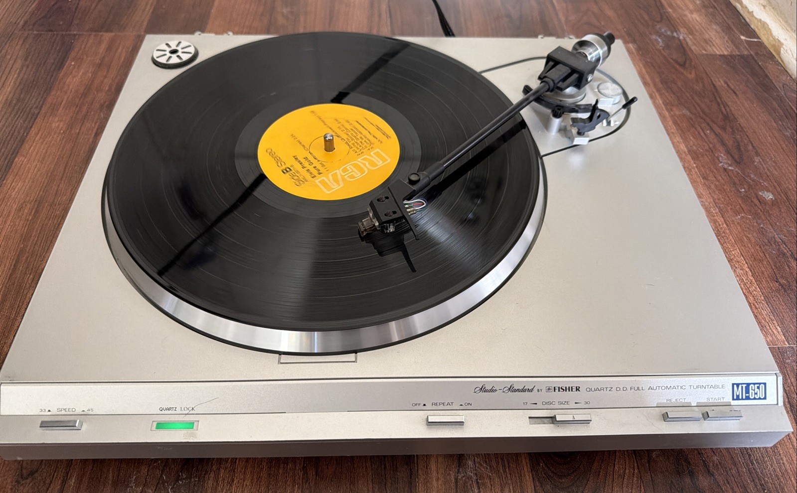 Vintage 1982  Fisher Studio  MT-650 Direct Drive Turntable Quartz Clean Tested
