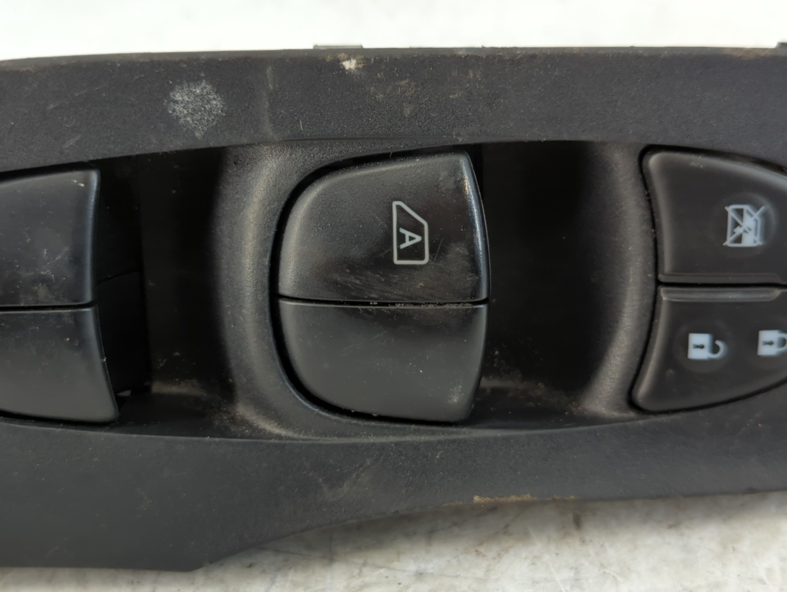 2013-2018 Nissan Altima Driver Left Door Master Power Window Switch VJEKM