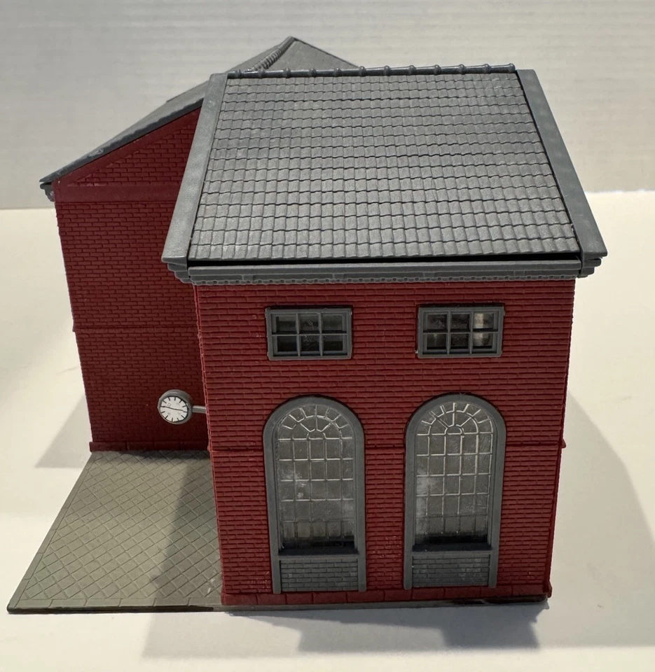 Model Power 563 HO Pure Water Supply Built-Up Red Brick Building City Town - Image 3 of 4